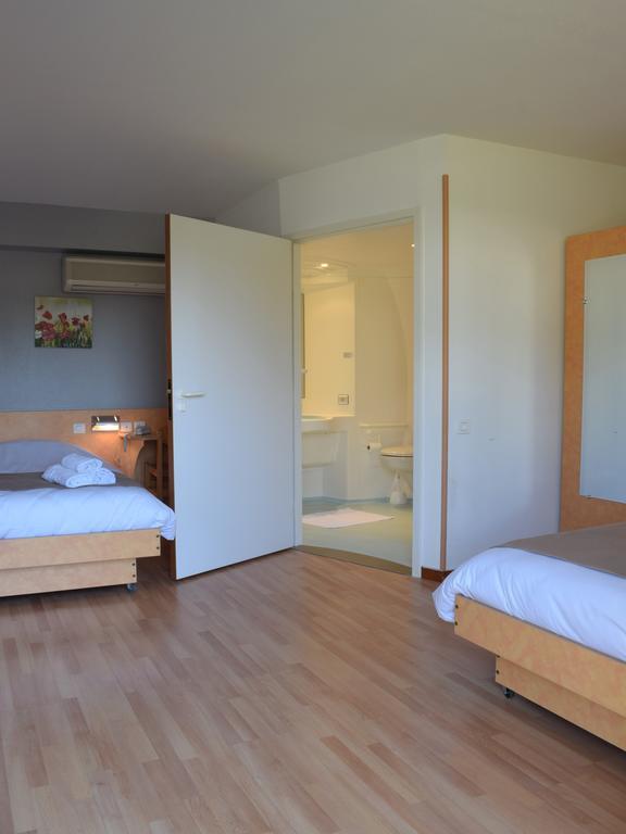 Fasthotel - Saint Emilion Est Montcaret Екстер'єр фото