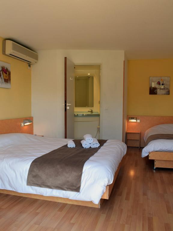 Fasthotel - Saint Emilion Est Montcaret Екстер'єр фото